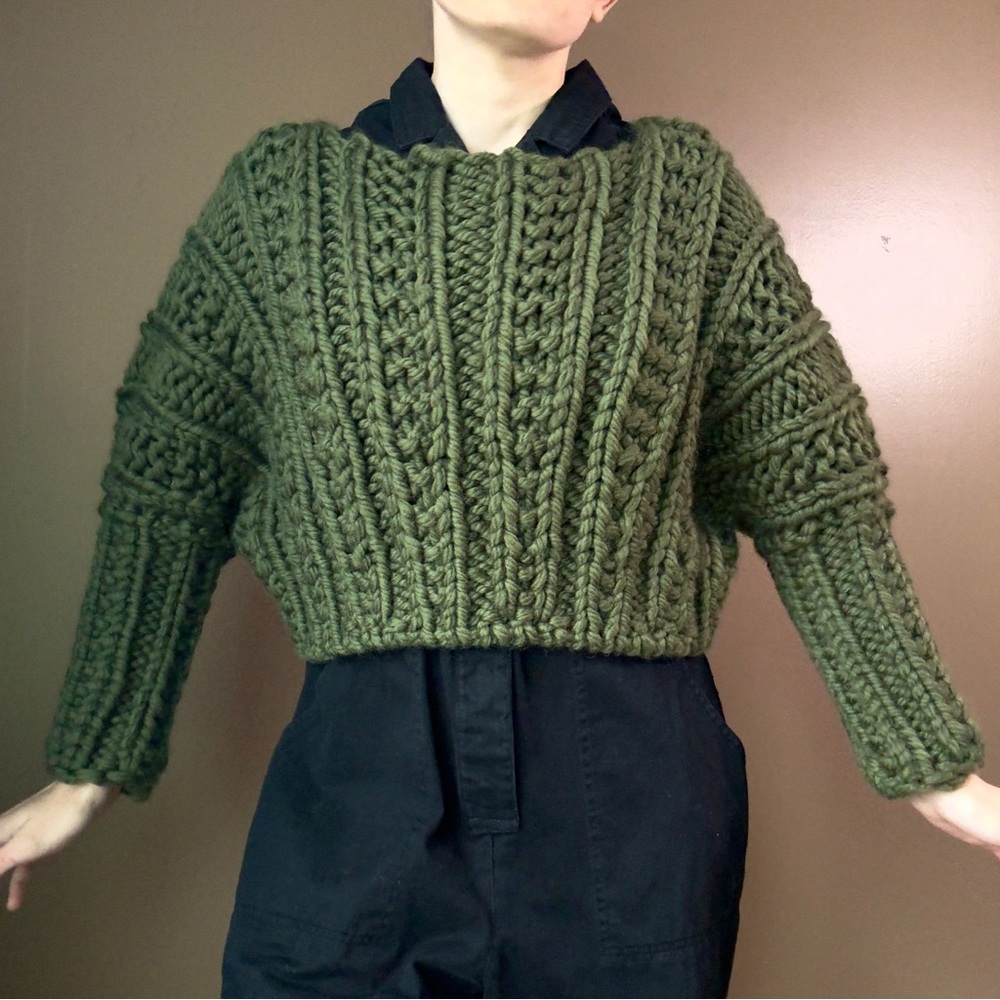 Green Cropped Knitted Sweater - Picture 4 of 8